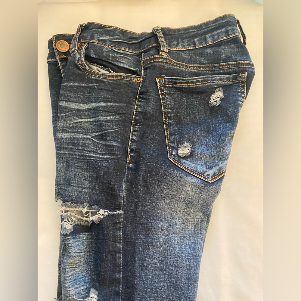 MIAMI…WOMENS Distressed Blue Jeans - Picture 11 of 16